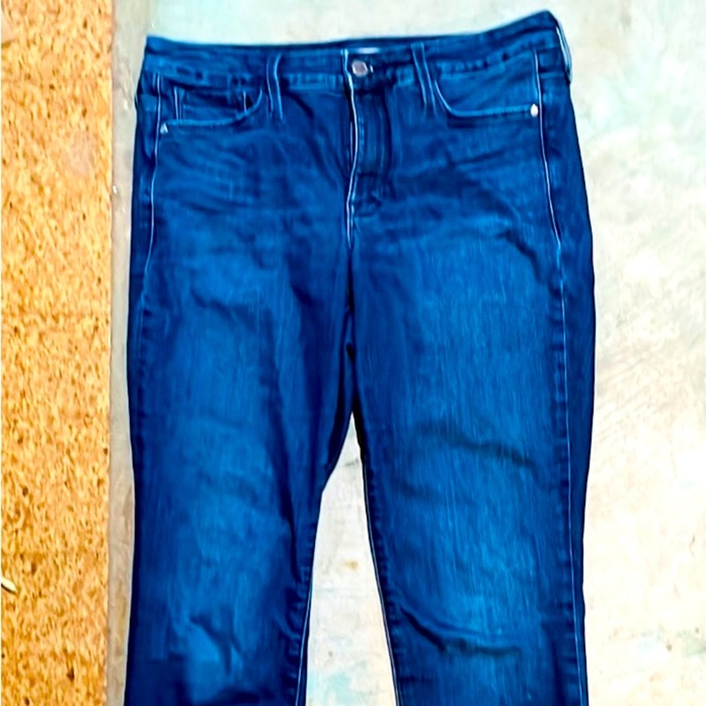 ATHELTA jeans - Sculptek
